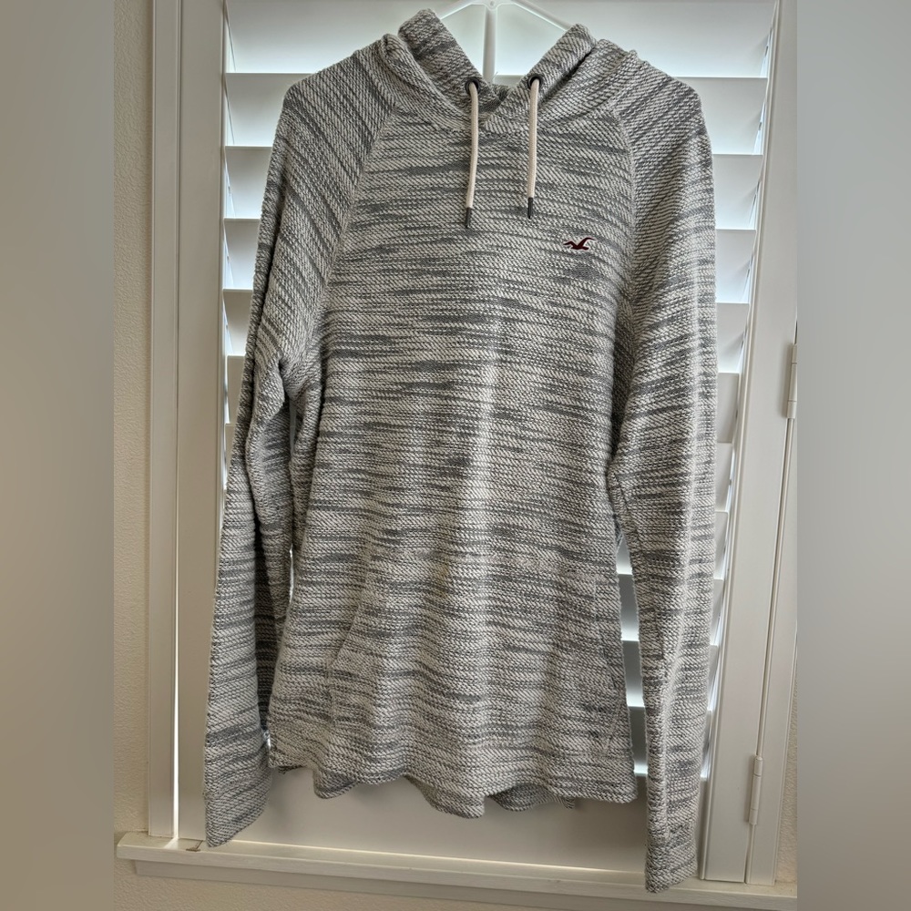 Hollister Men’s Pullover w/Hoodie, Size Medium